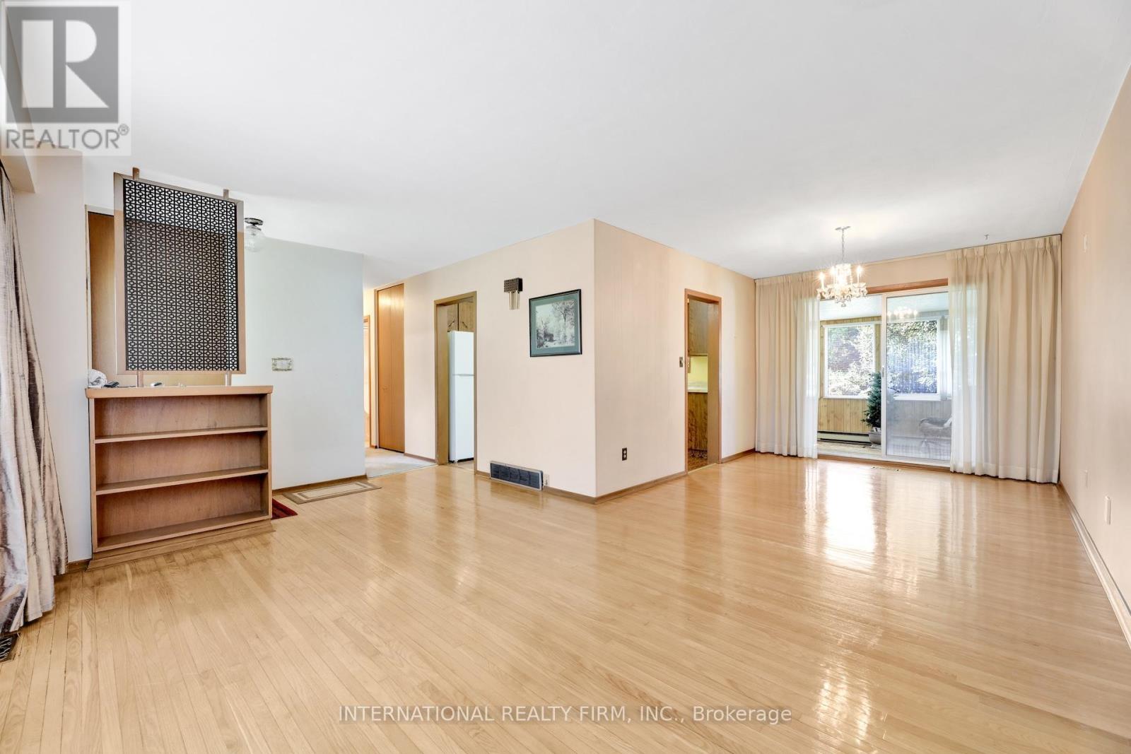 33 Ridgeway Avenue, Guelph, Ontario  N1L 1G9 - Photo 33 - X12353461