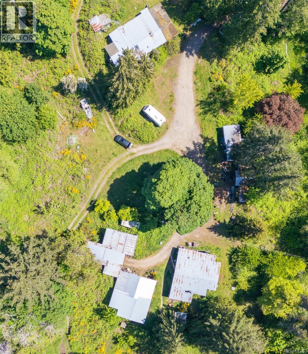 4510 Bedwell Harbour Rd, Pender Island, British Columbia  V0N 2M1 - Photo 4 - 1011490