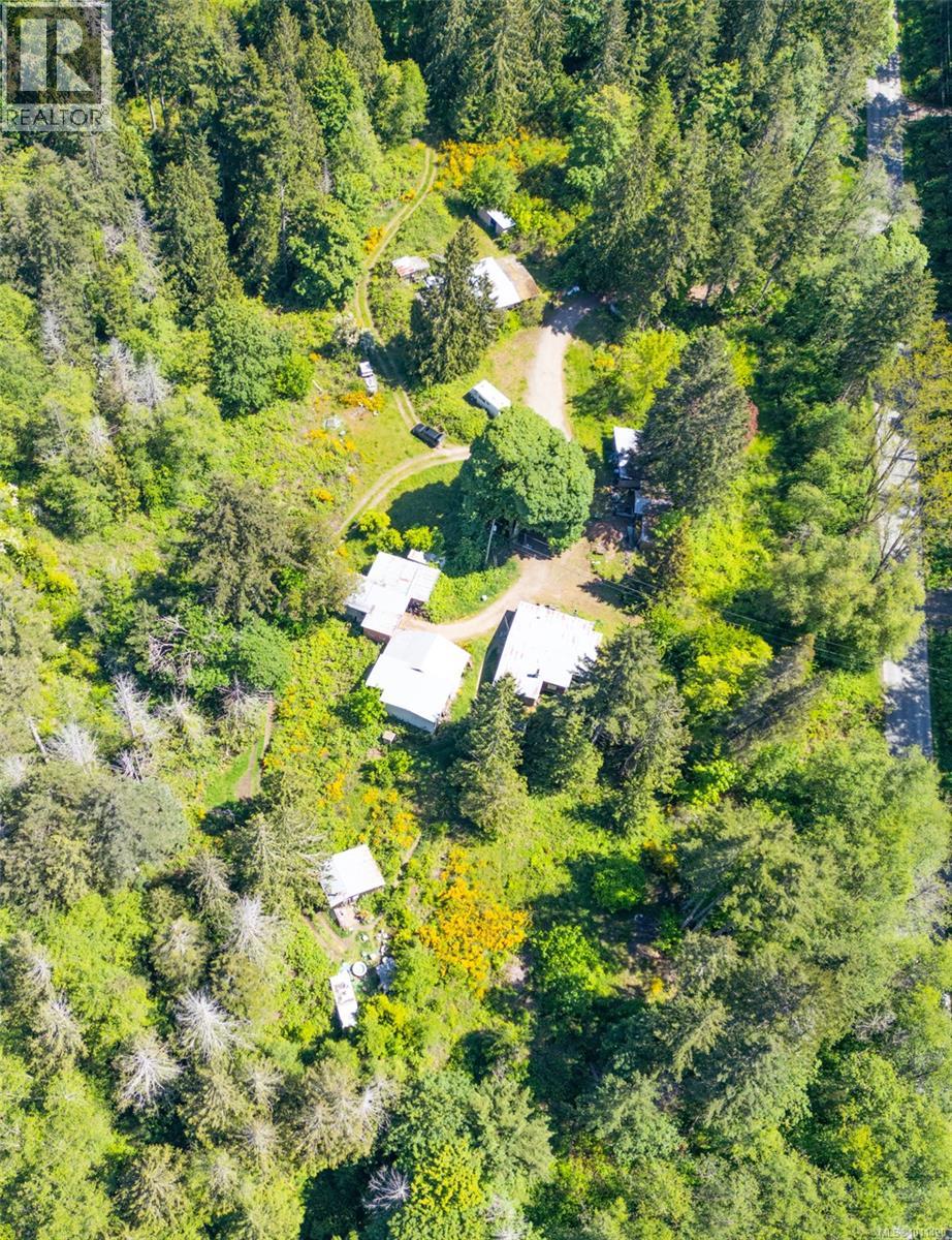 4510 Bedwell Harbour Rd, Pender Island, British Columbia  V0N 2M1 - Photo 6 - 1011490