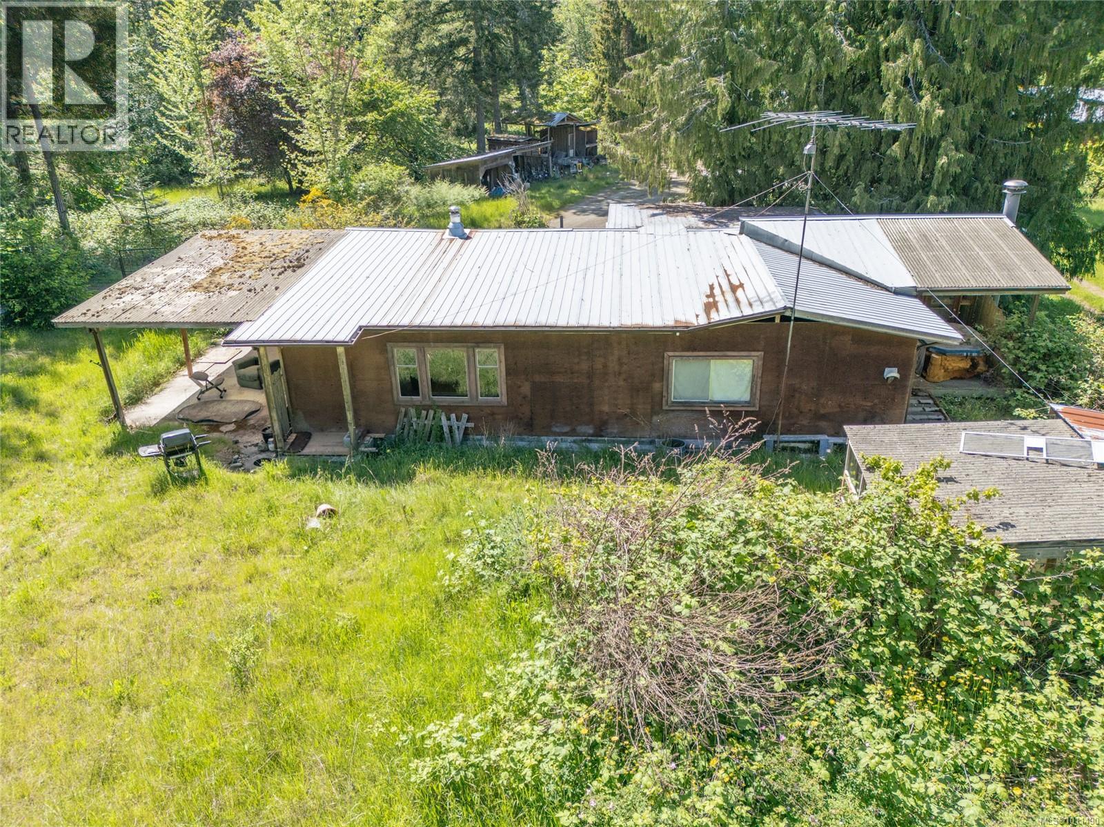 4510 Bedwell Harbour Rd, Pender Island, British Columbia  V0N 2M1 - Photo 9 - 1011490