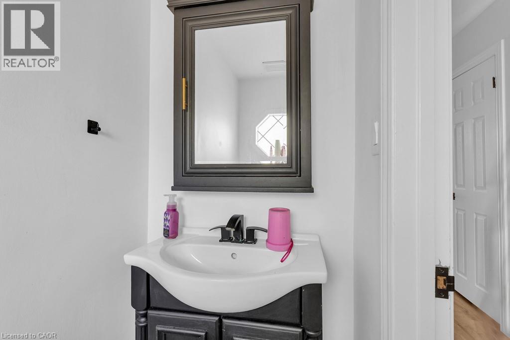 Property at 359 WESTWOOD Drive image 4