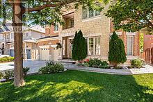 Property at 36 VALLEYRIDGE CRESCENT image 3