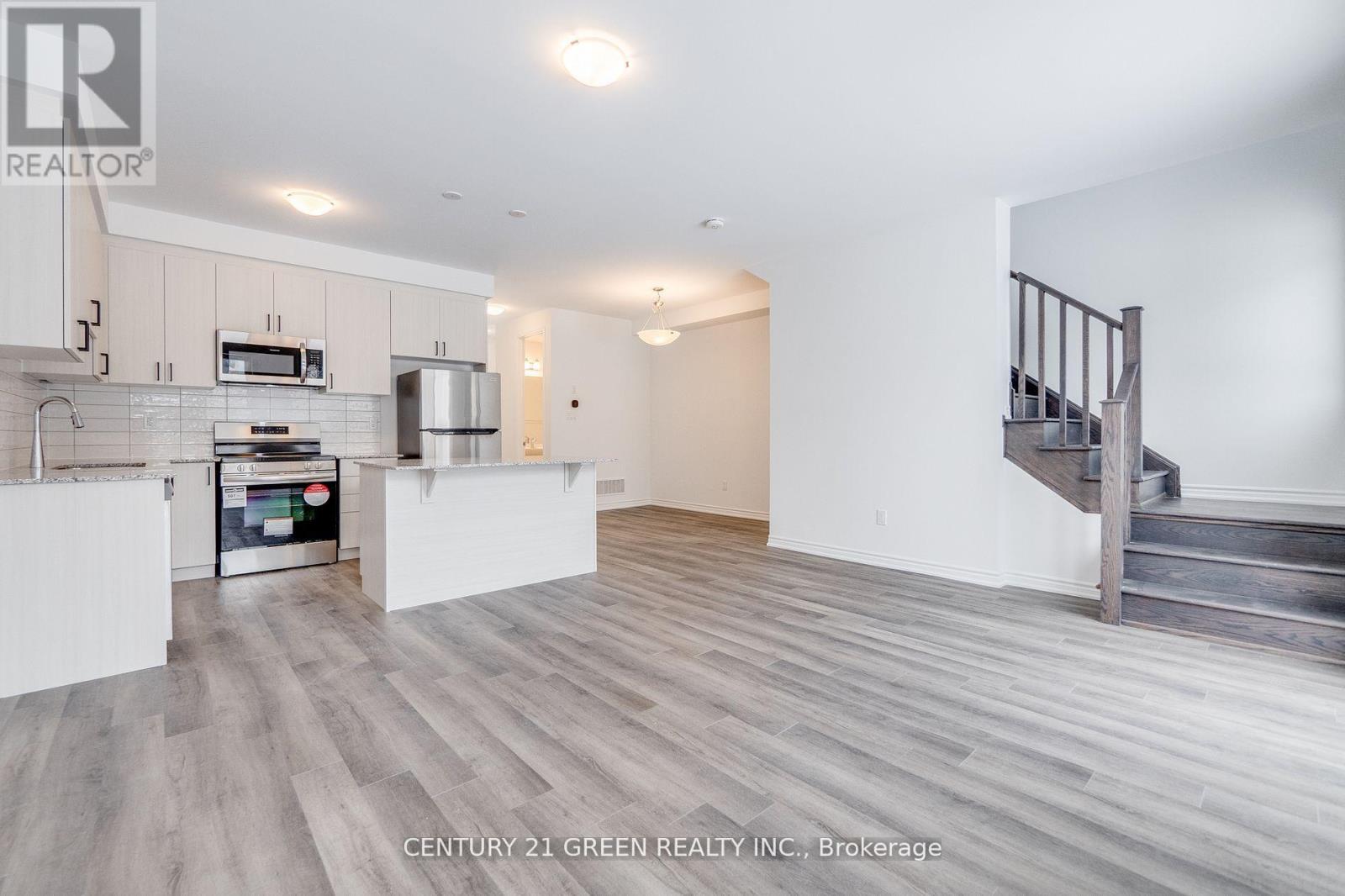 64 Histand Trail, Kitchener, Ontario  N2R 0S2 - Photo 14 - X12353071