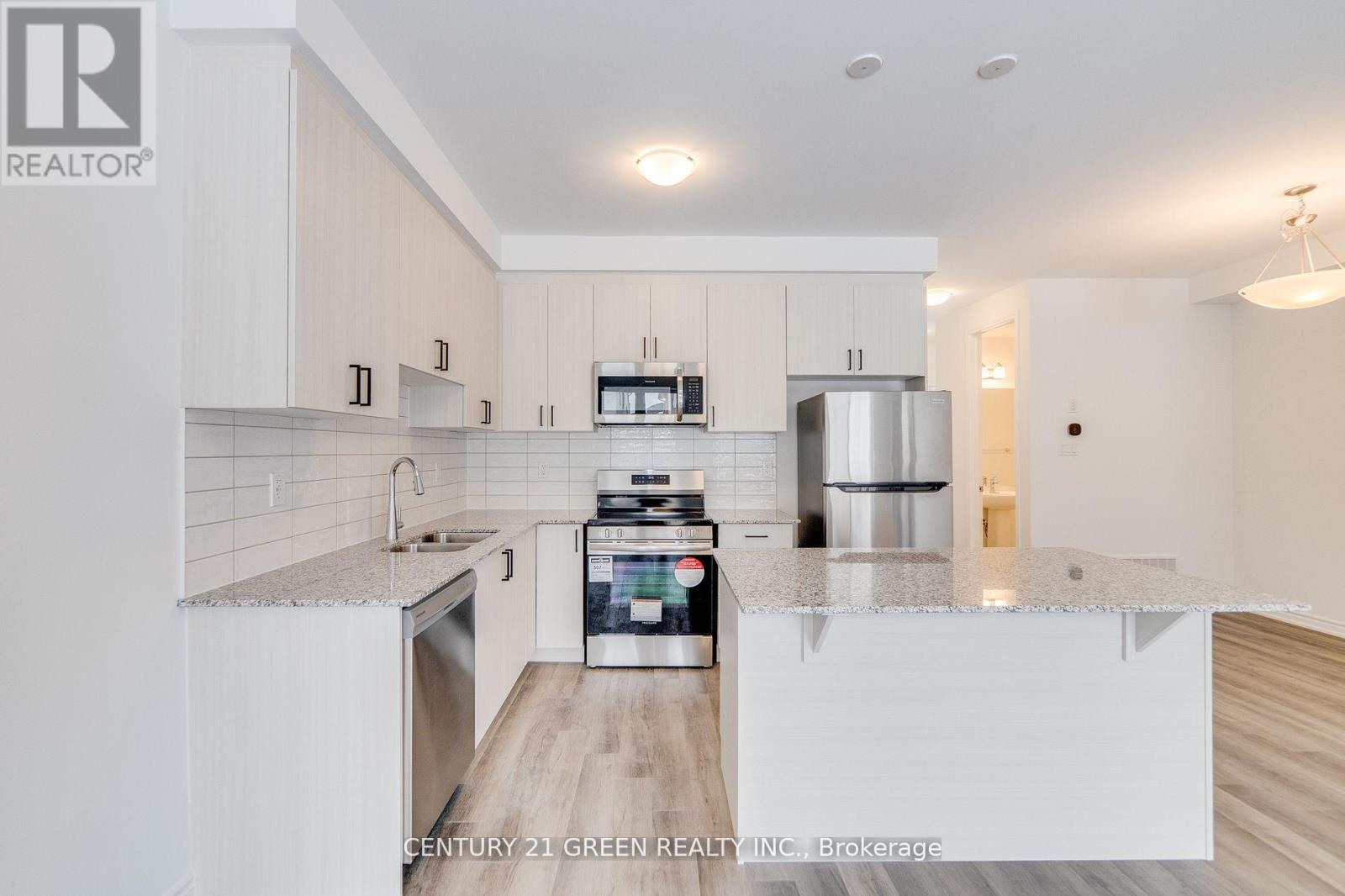 64 Histand Trail, Kitchener, Ontario  N2R 0S2 - Photo 8 - X12353071