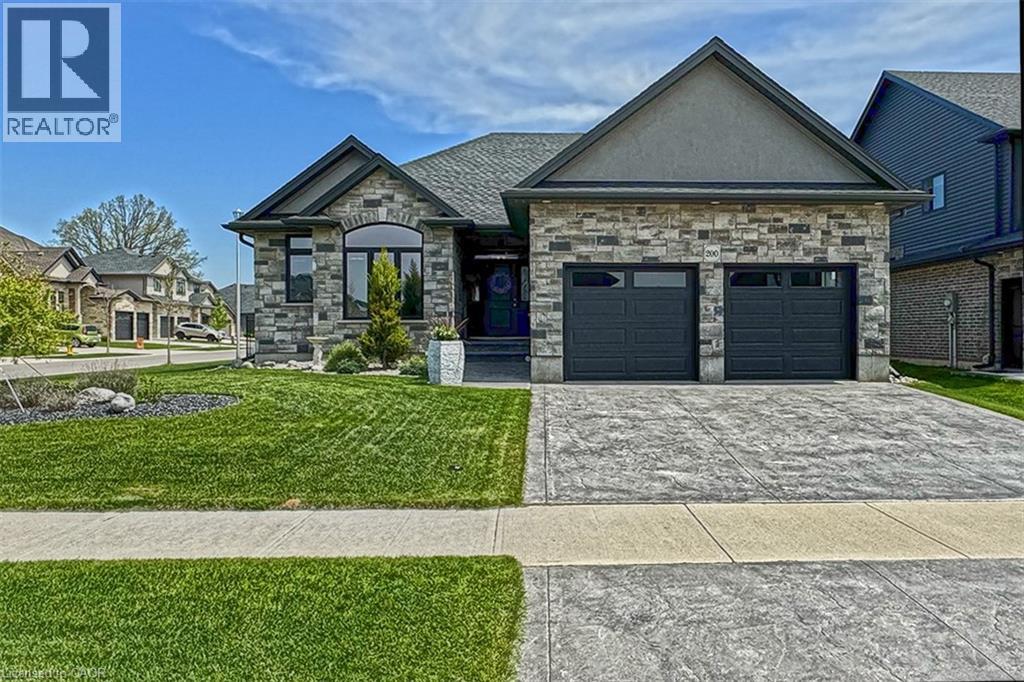 200 Juniper Street, Woodstock  by Ask Marius Real Estate 200 Juniper Street, Woodstock