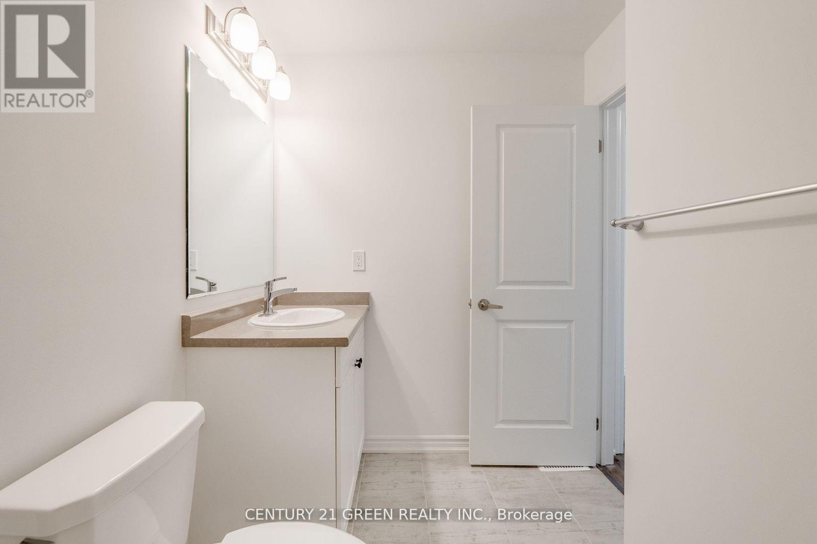 64 Histand Trail, Kitchener, Ontario  N2R 0S2 - Photo 28 - X12353071