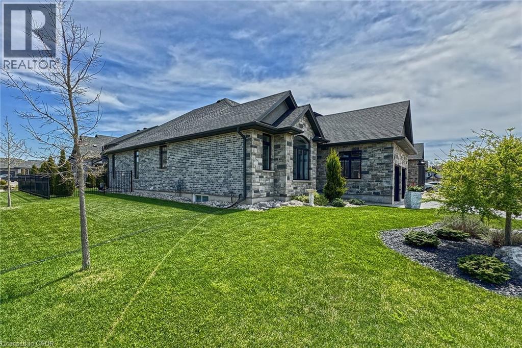 Property at 200 JUNIPER Street image 3
