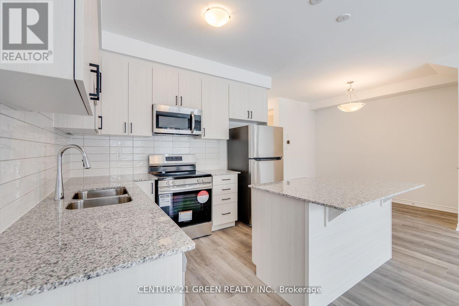 64 Histand Trail, Kitchener, Ontario  N2R 0S2 - Photo 9 - X12353071