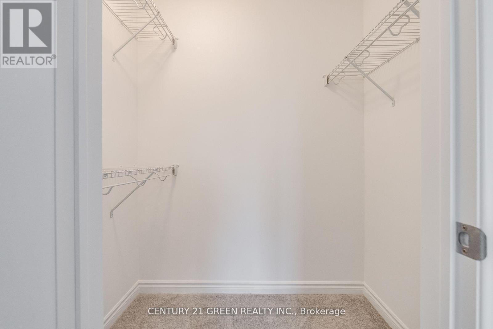 64 Histand Trail, Kitchener, Ontario  N2R 0S2 - Photo 20 - X12353071