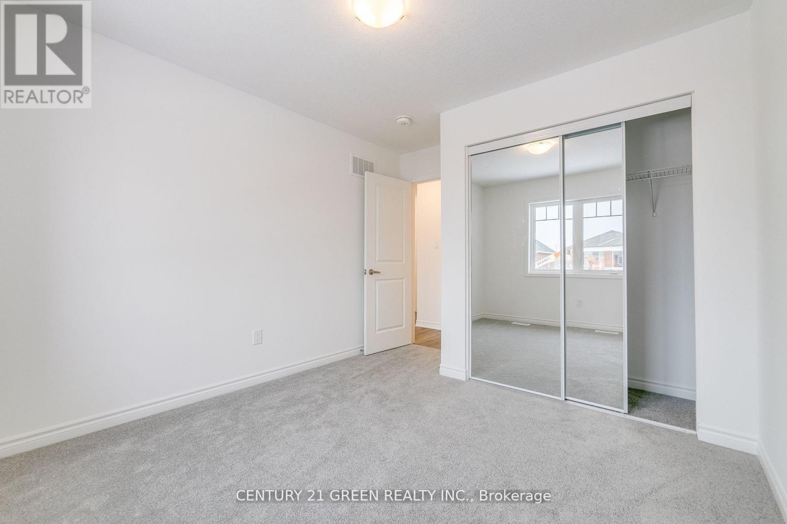 64 Histand Trail, Kitchener, Ontario  N2R 0S2 - Photo 26 - X12353071