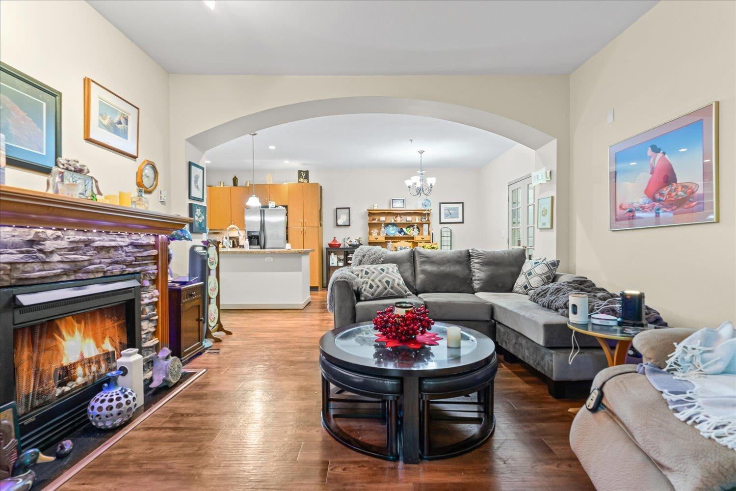 303 33485 South Fraser Way, Abbotsford, British Columbia  V2S 8P9 - Photo 8 - R3037760