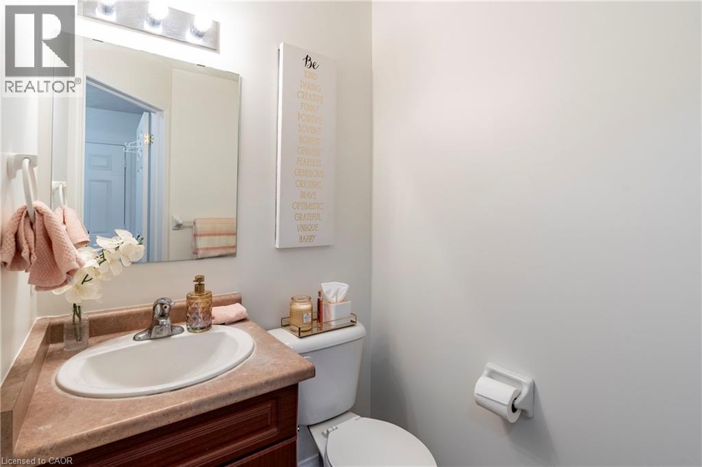 Property at 30 FALLOWFIELD Drive image 4