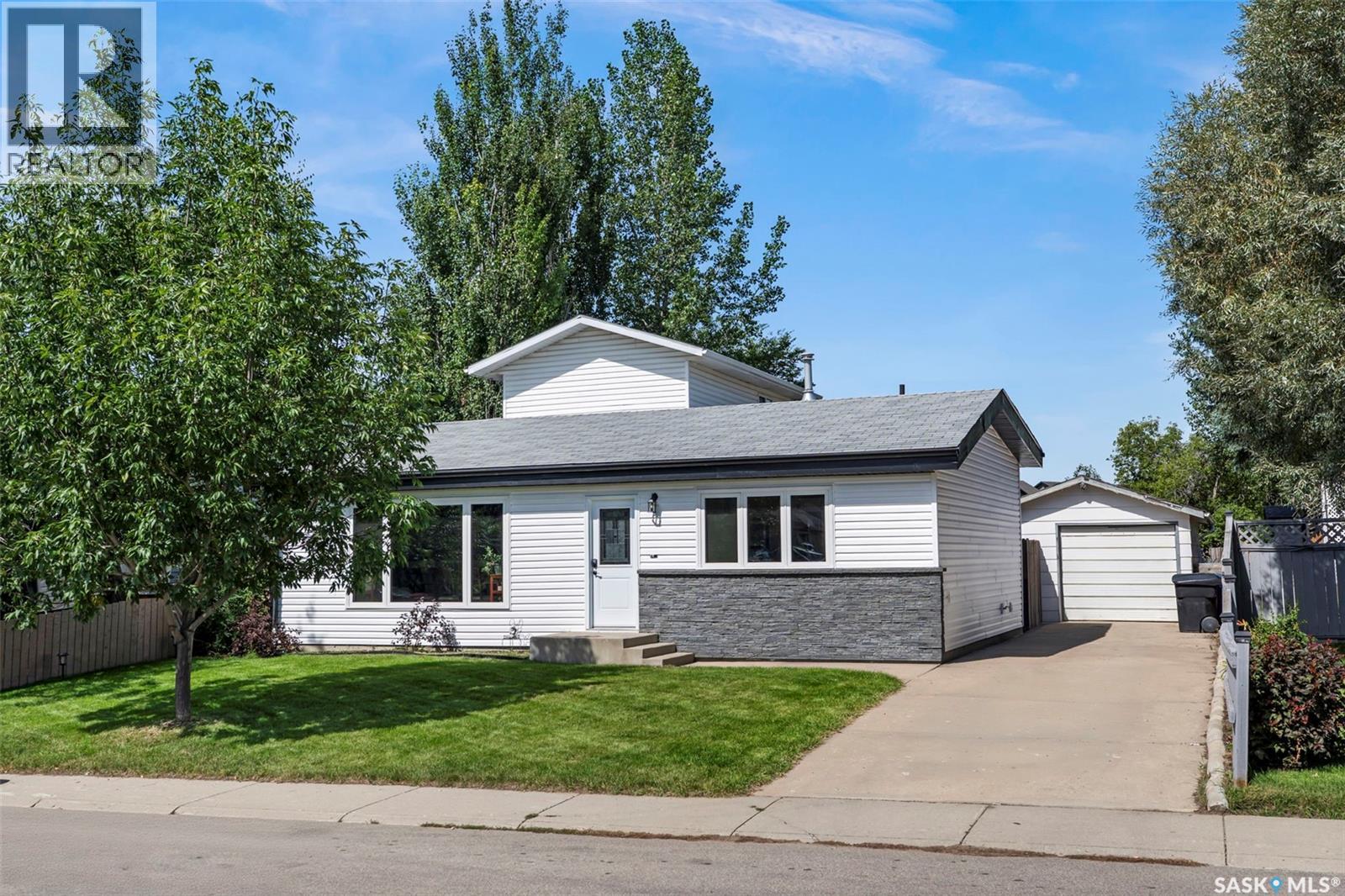 178 Neatby Crescent, Saskatoon, Saskatchewan  S7M 4W7 - Photo 36 - SK015940