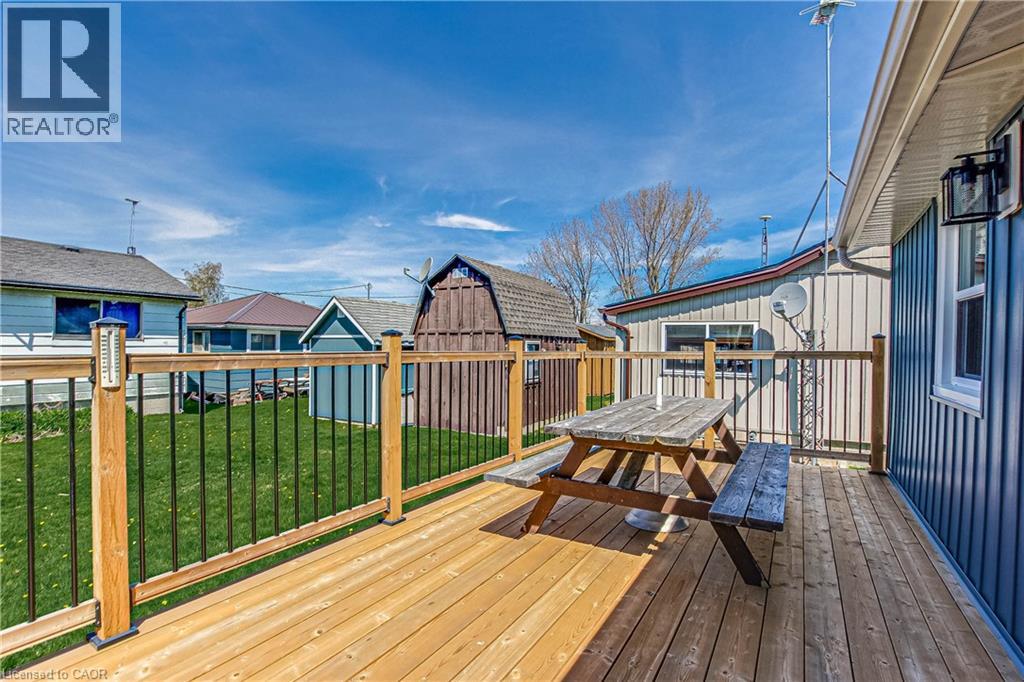 20 4th Avenue, Long Point, Ontario  N0E 1M0 - Photo 10 - 40696800