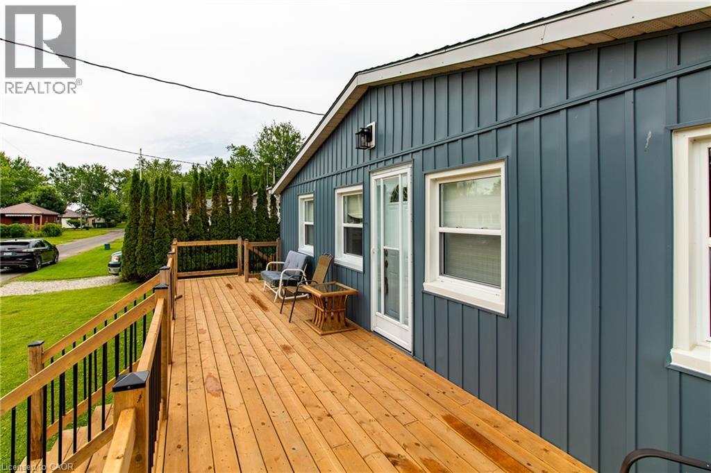 20 4th Avenue, Long Point, Ontario  N0E 1M0 - Photo 6 - 40696800