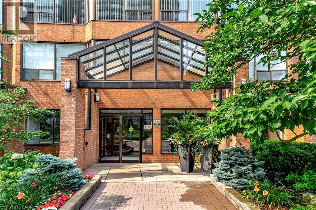 Property at 1270 MAPLE CROSSING Boulevard Unit# 1502 image 2