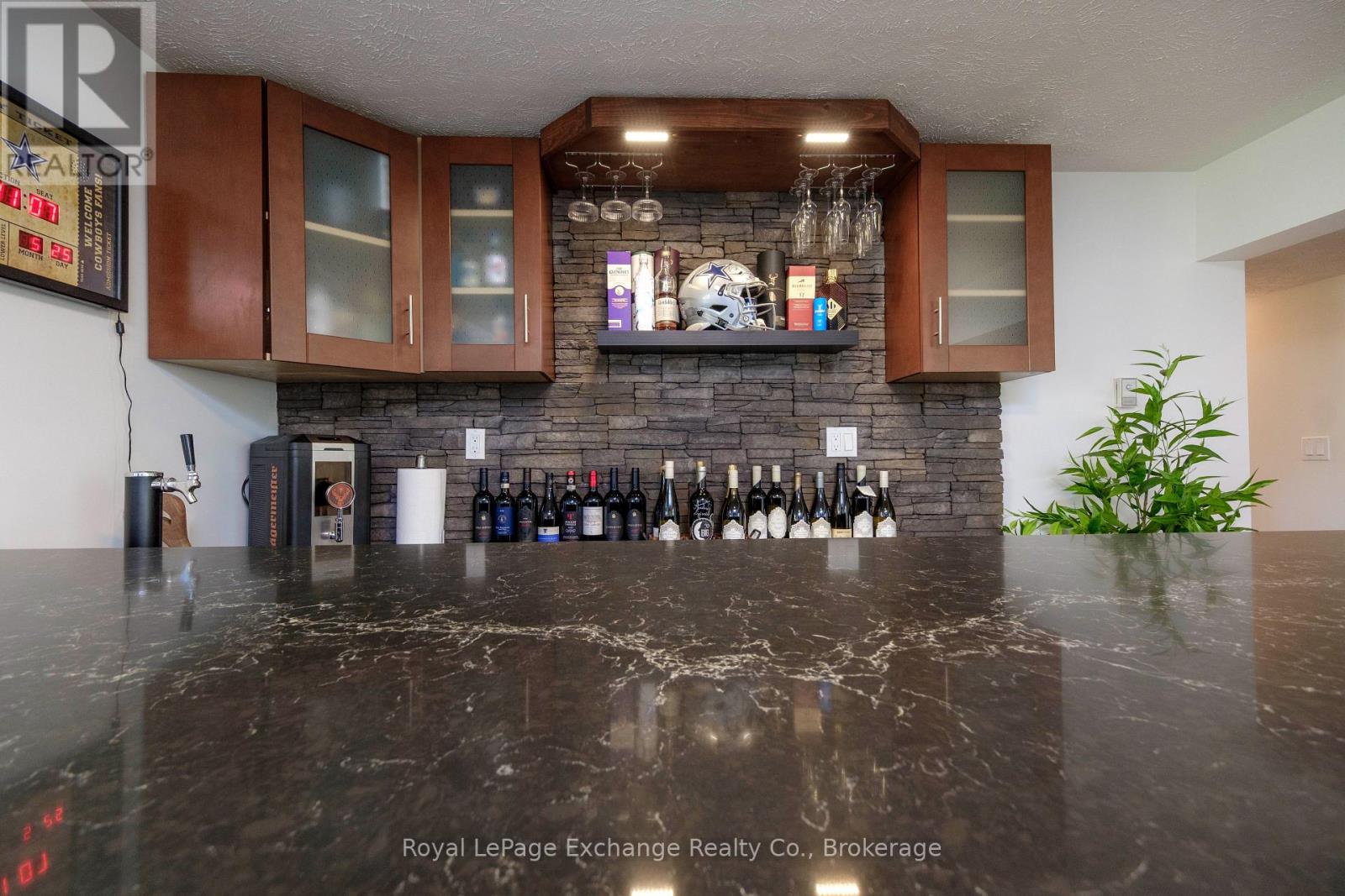 348 Stickel Street, Saugeen Shores, Ontario N0H 2C1 - Photo 35 - X12353653