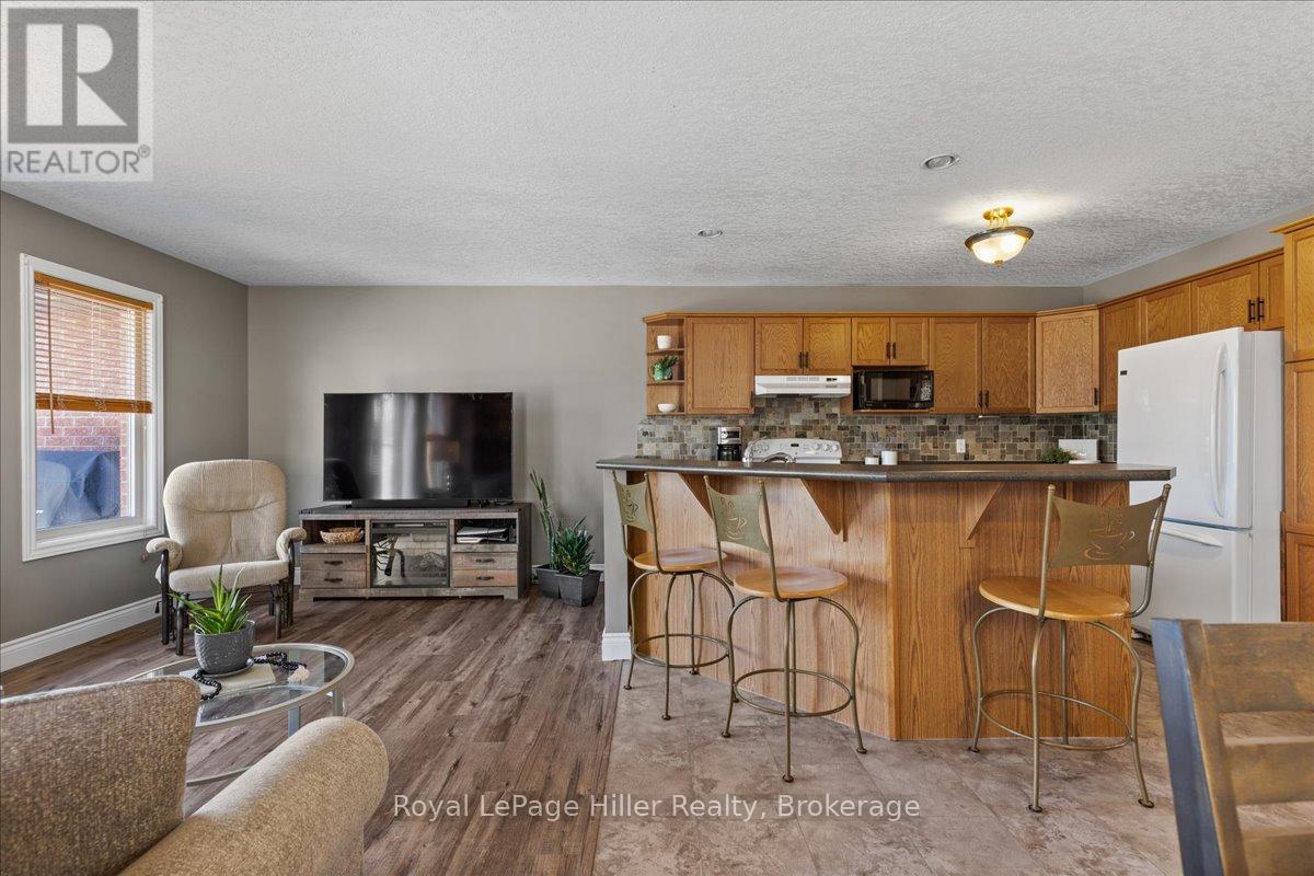 83 Bell Court, Stratford, Ontario  N5A 7W8 - Photo 11 - X12353663
