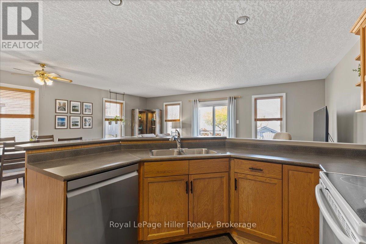 83 Bell Court, Stratford, Ontario  N5A 7W8 - Photo 8 - X12353663