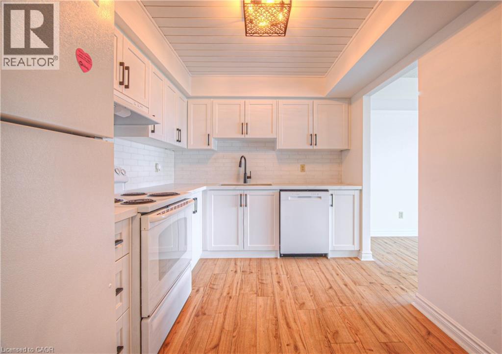 Property at 237 KING Street W Unit# 1207 image 4