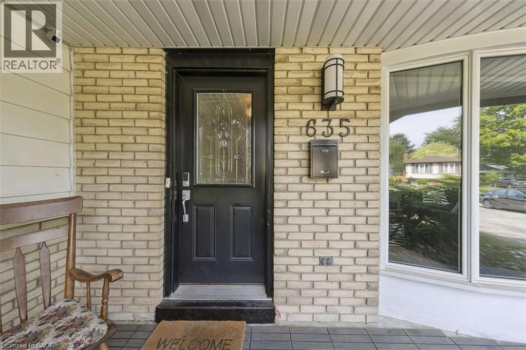 Property at 635 BRIDLE Wood image 5