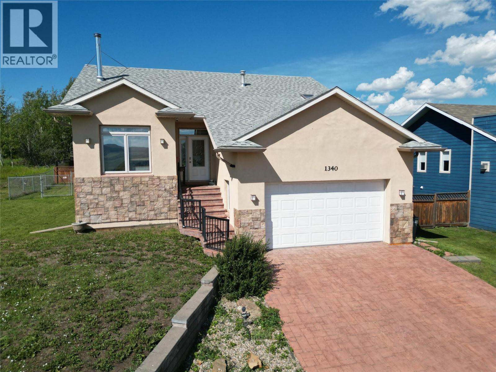 1340 92 Avenue, dawson creek, British Columbia