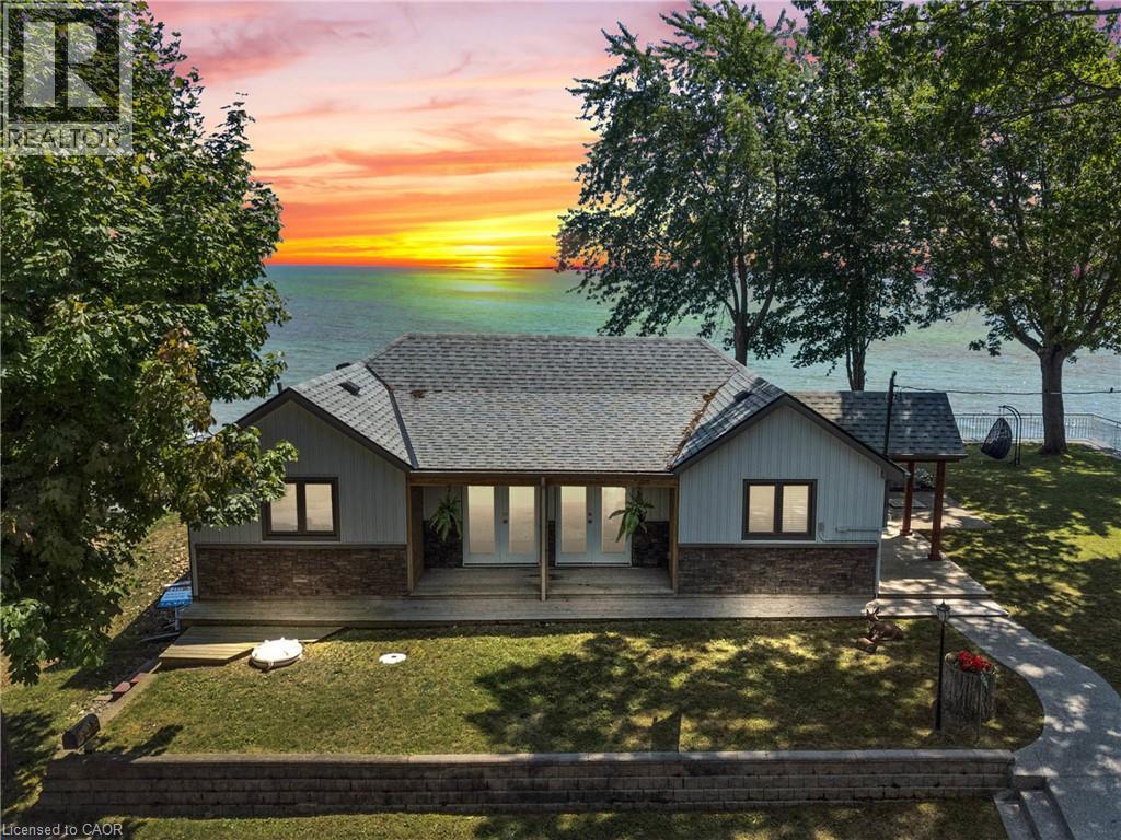 Property at 2094 LAKESHORE Road image 1