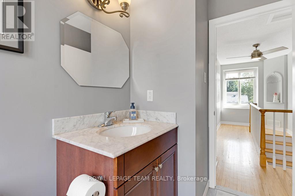 3 Roberta Crescent, Ottawa, Ontario  K2J 1G5 - Photo 33 - X12353665