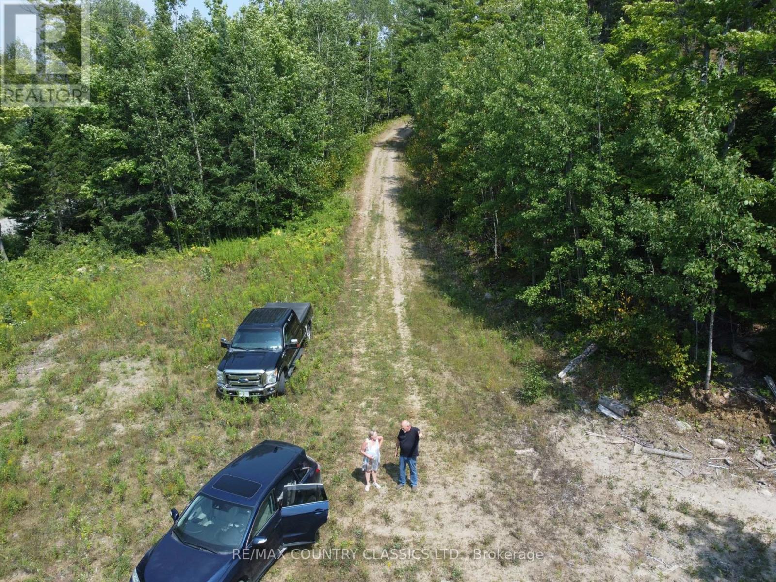 000 Babinski Road, Madawaska Valley, Ontario  K0J 1B0 - Photo 7 - X12353696