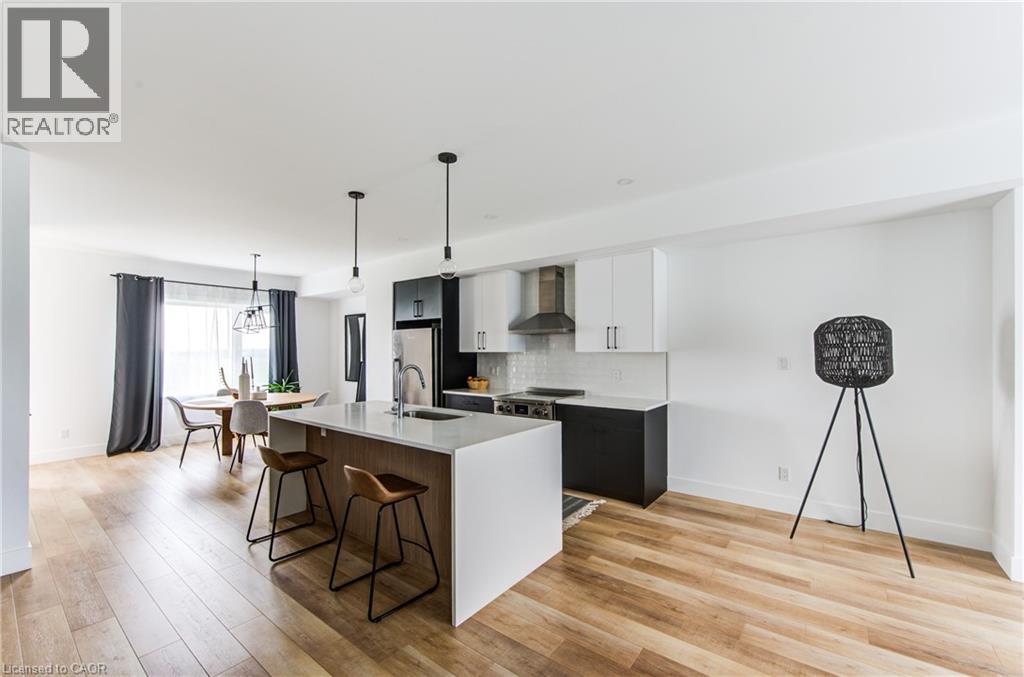 Photo 14 of 50 for 4222 Lismer Lane Unit# 14