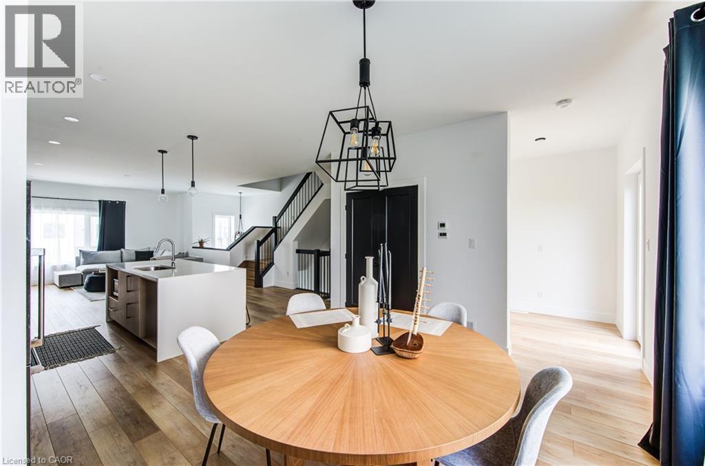 Photo 26 of 50 for 4222 Lismer Lane Unit# 14