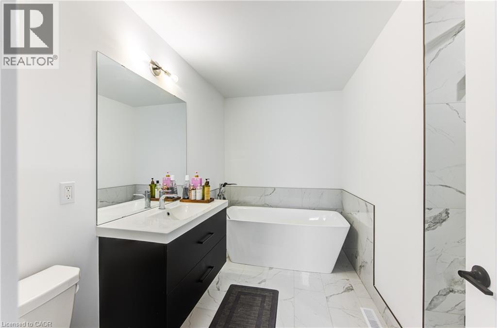 Photo 46 of 50 for 4222 Lismer Lane Unit# 14