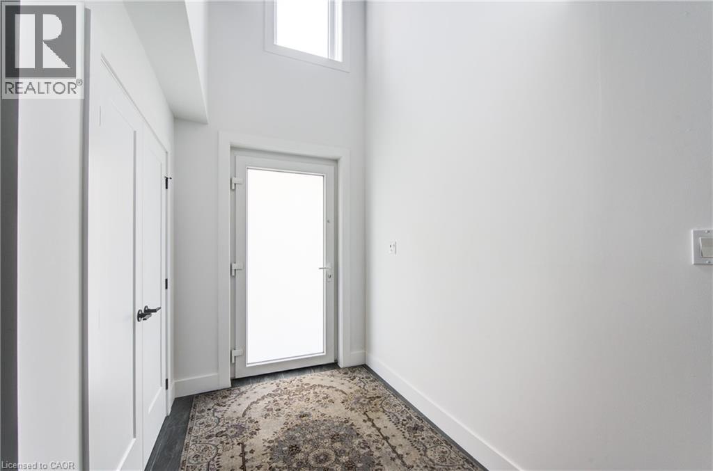 Photo 5 of 50 for 4222 Lismer Lane Unit# 14