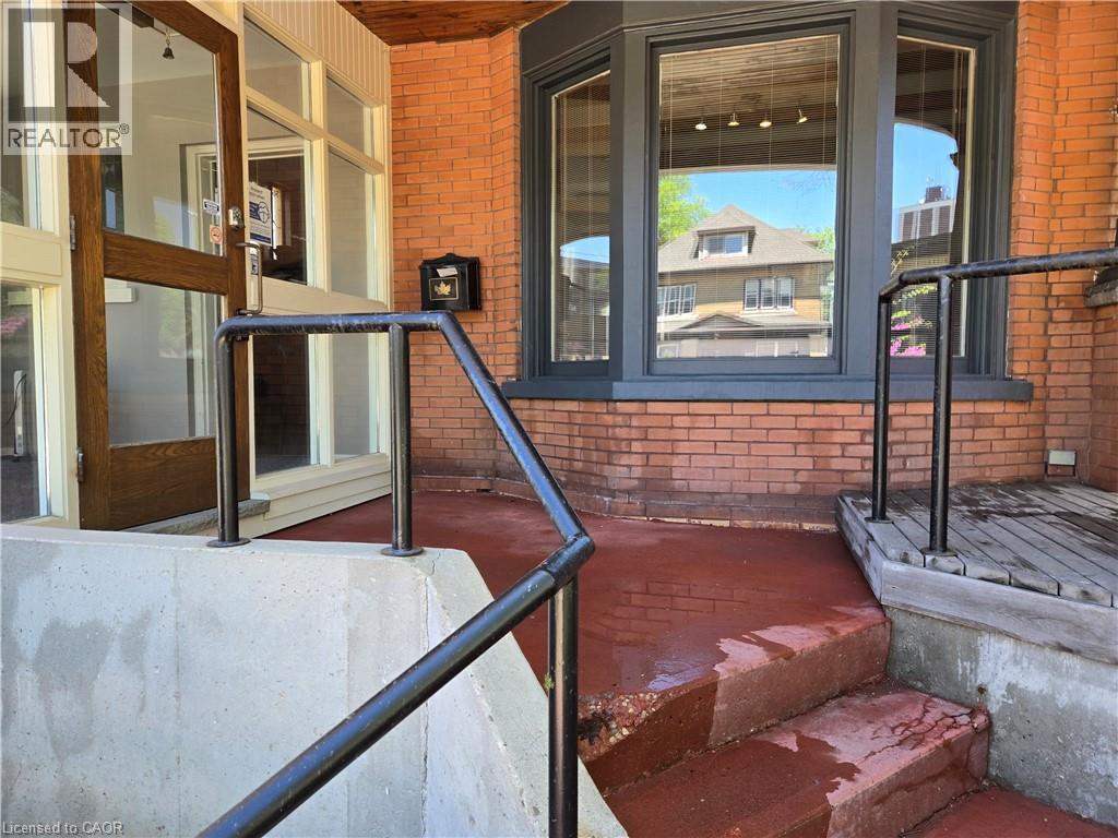 301 Frederick Street Unit# 1, Kitchener, Ontario  N2H 2N6 - Photo 3 - 40728294