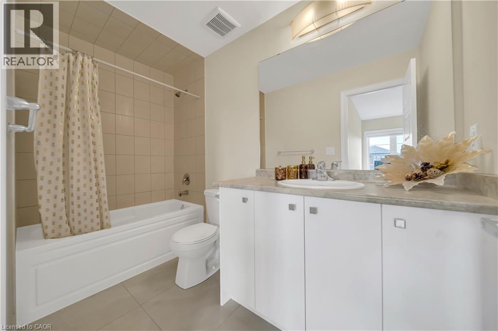 35 Santo Court, Breslau, Ontario  N0B 1M0 - Photo 37 - 40760150