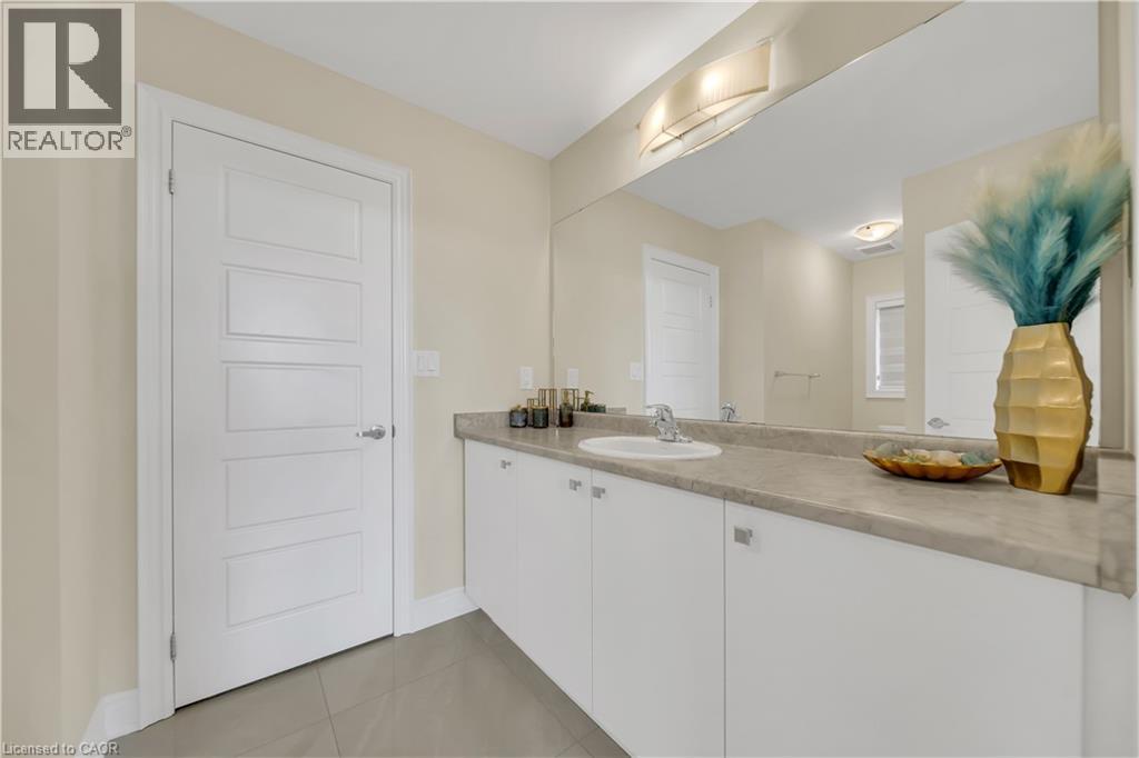 35 Santo Court, Breslau, Ontario  N0B 1M0 - Photo 32 - 40760150