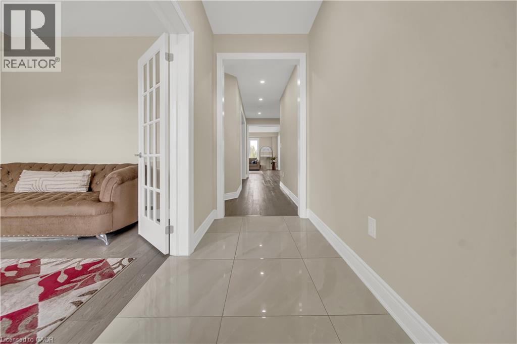 35 Santo Court, Breslau, Ontario  N0B 1M0 - Photo 15 - 40760150