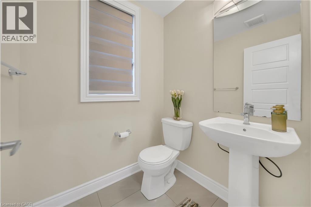 35 Santo Court, Breslau, Ontario  N0B 1M0 - Photo 14 - 40760150
