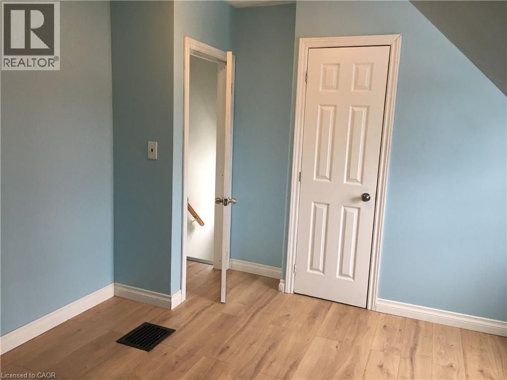 18 Merchison Avenue, Hamilton, Ontario  L8H 3C9 - Photo 11 - 40761297