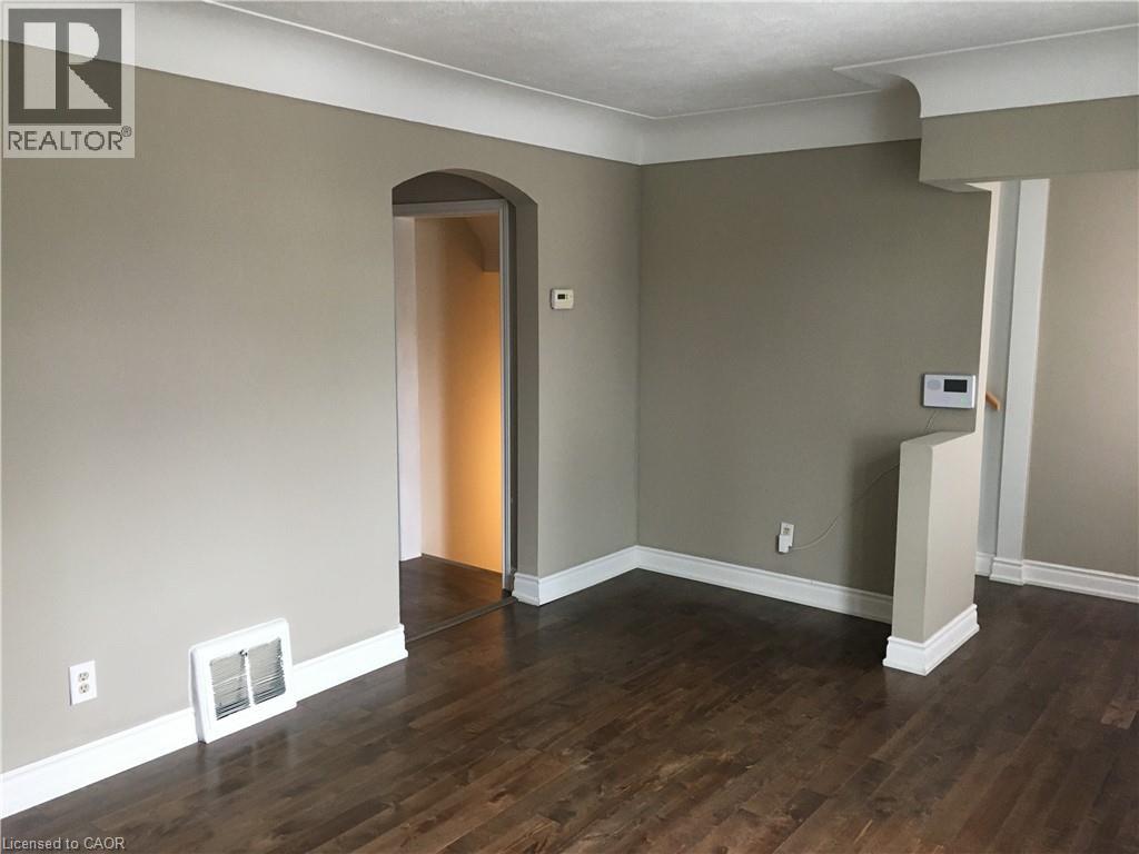 18 Merchison Avenue, Hamilton, Ontario  L8H 3C9 - Photo 4 - 40761297