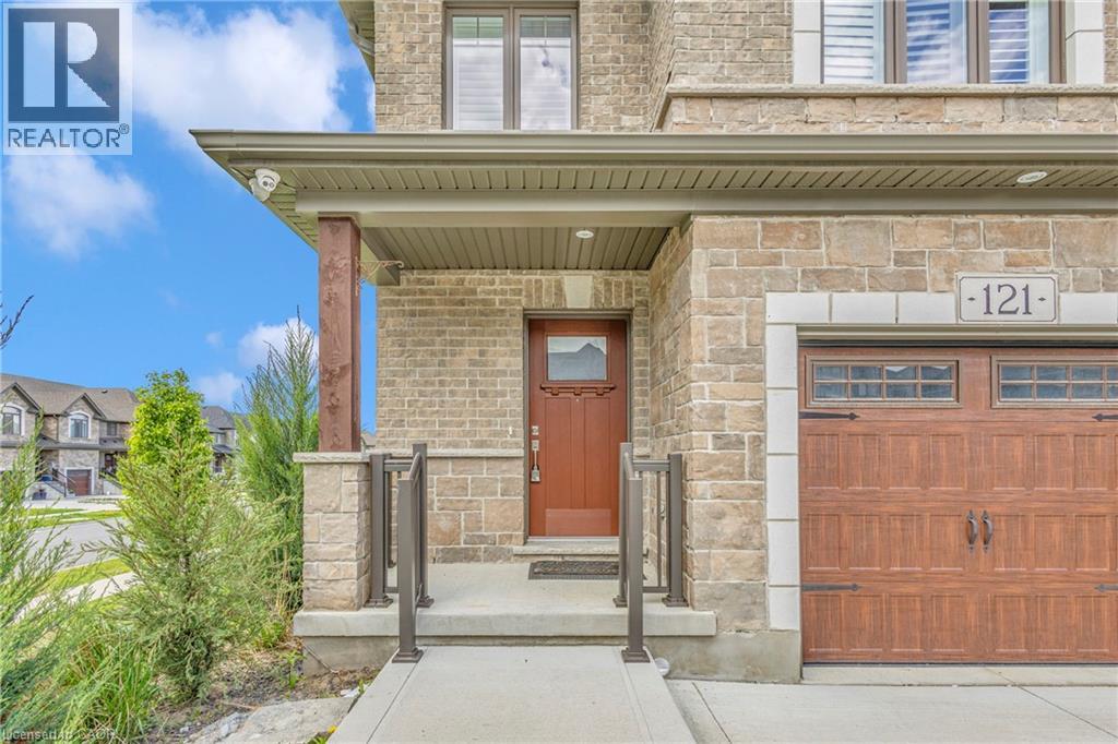 121 Hollybrook Trail, Kitchener, Ontario  N2R 0P1 - Photo 3 - 40761434