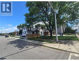 531 QUEENSTON Road Unit# 2, Hamilton, Ontario
