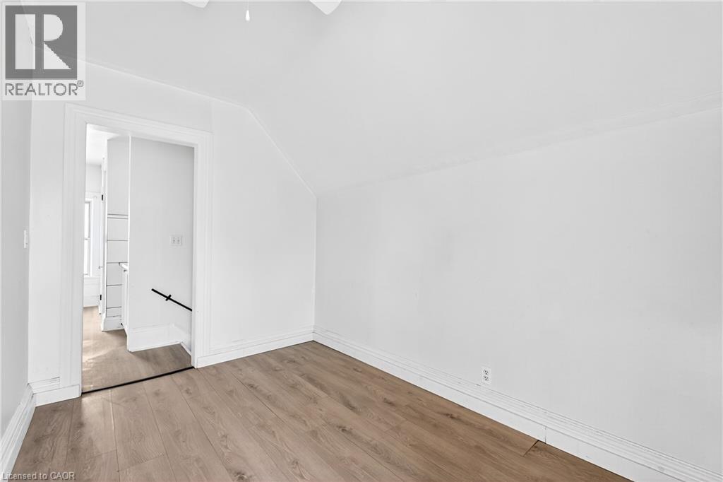 15 Warnock Street Unit# Upper, Cambridge, Ontario  N1R 2A7 - Photo 12 - 40761681