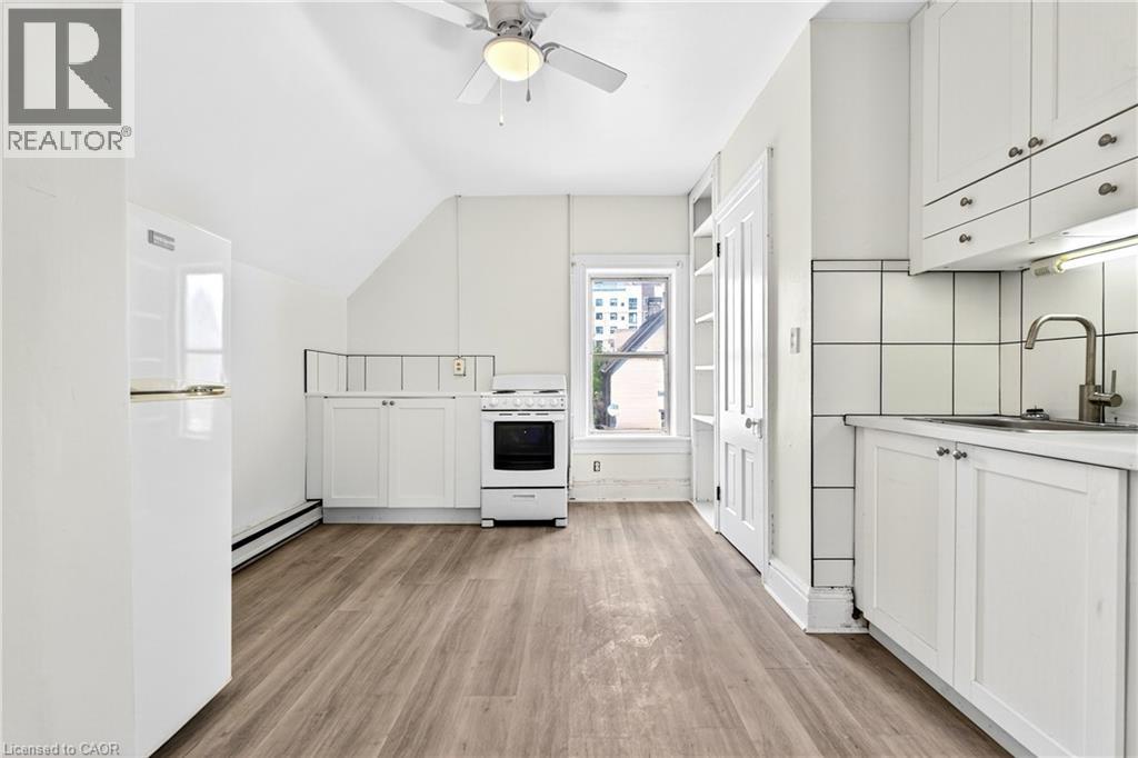 15 Warnock Street Unit# Upper, Cambridge, Ontario  N1R 2A7 - Photo 5 - 40761681