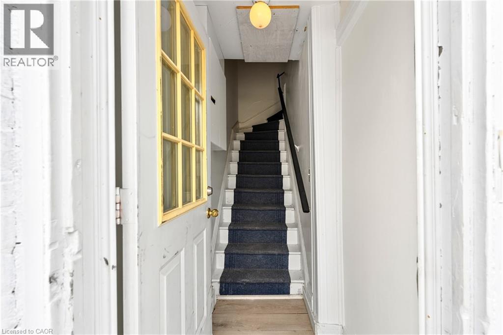 15 Warnock Street Unit# Upper, Cambridge, Ontario  N1R 2A7 - Photo 4 - 40761681