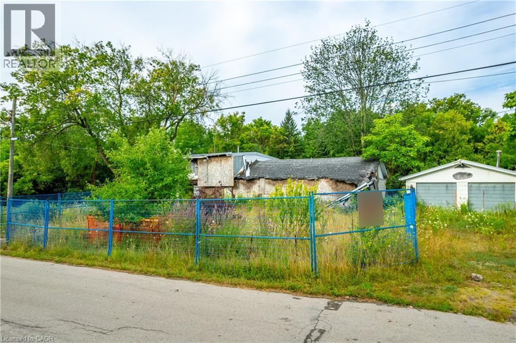 74 Best Avenue, Dundas, Ontario  L9H 5W1 - Photo 3 - 40761706