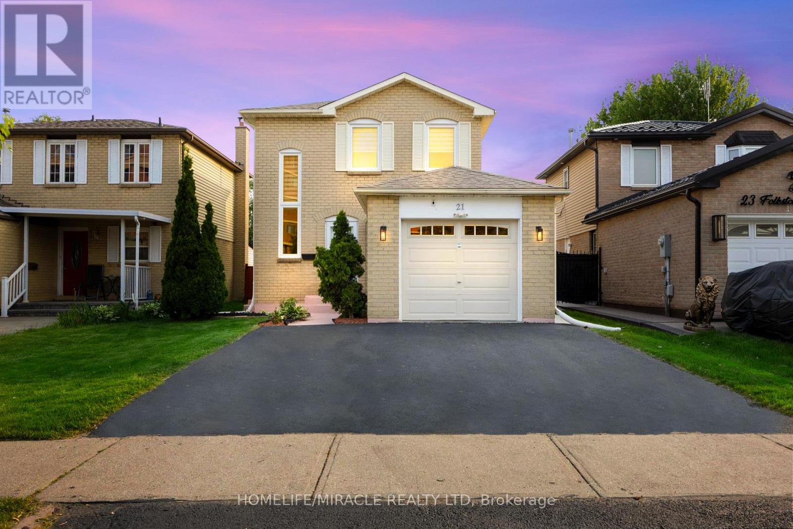 21 FOLKSTONE CRESCENT, Brampton, Ontario