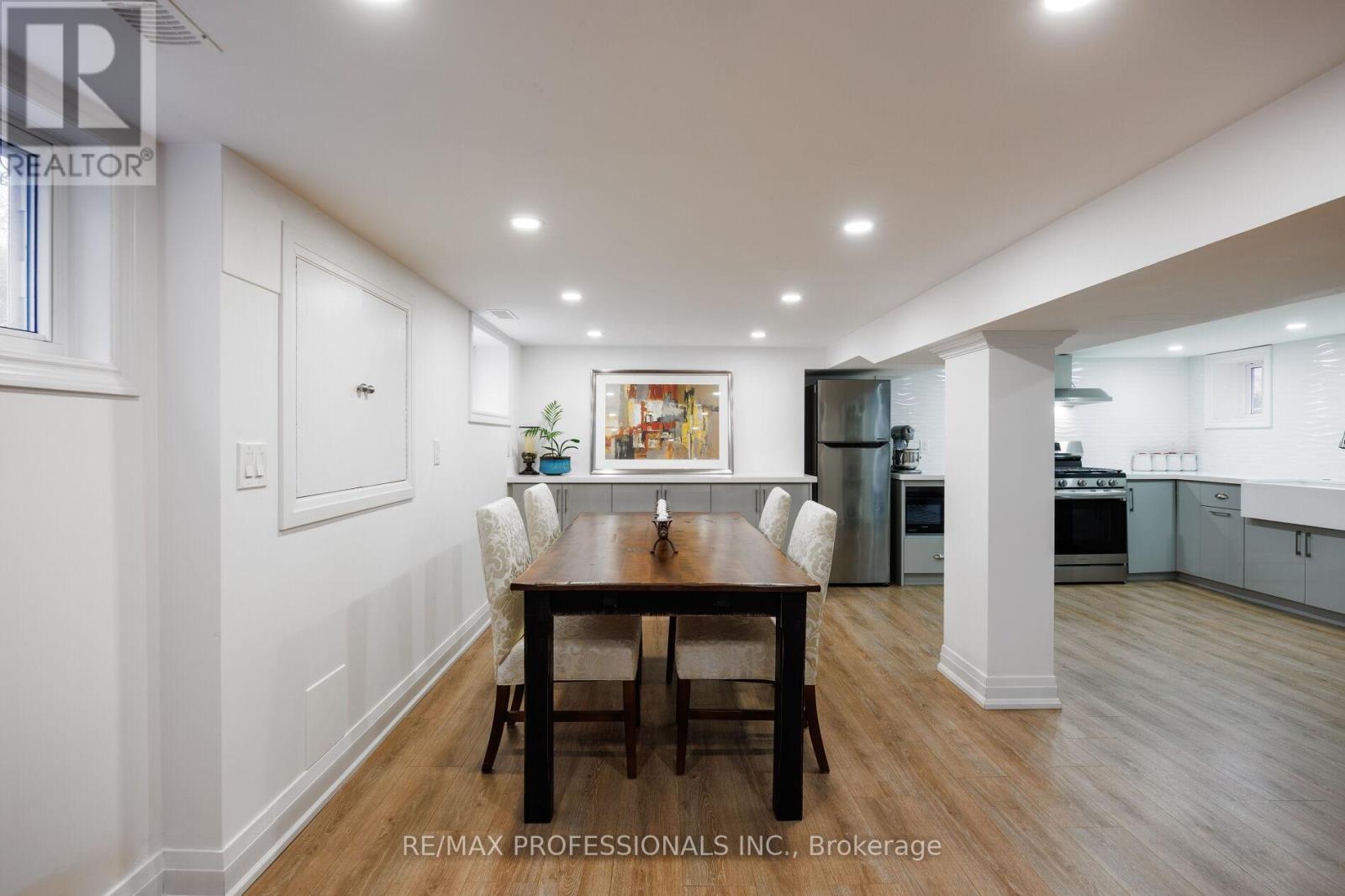 168 The Kingsway, Toronto, Ontario  M8X 2V6 - Photo 26 - W12353629