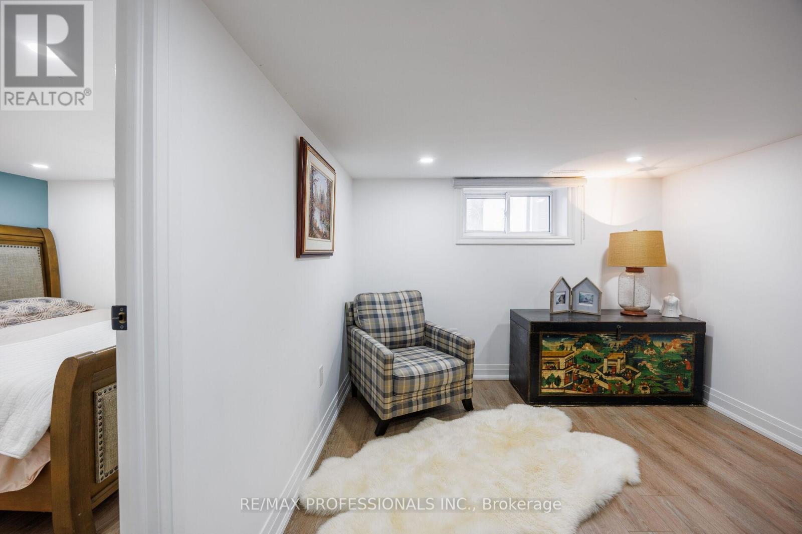 168 The Kingsway, Toronto, Ontario  M8X 2V6 - Photo 37 - W12353629