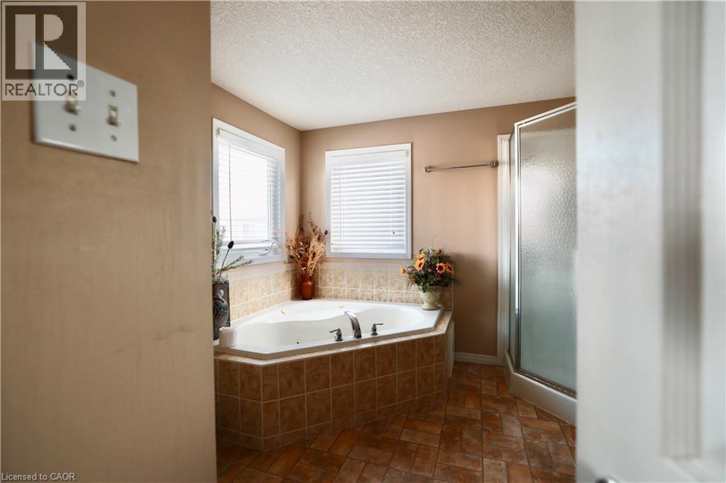 590 Goldthread Street, Waterloo, Ontario  N2V 2X6 - Photo 10 - 40693335